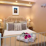 Artistsvillas-Lilac Lilium Villa *