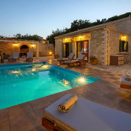 Lilac Lilium Artistsvillas Vila Gaios