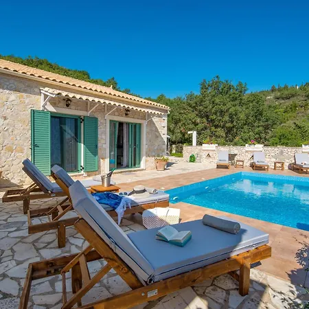 Vila Lilac Lilium Artistsvillas