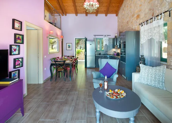 Villa Lilac Lilium Artistsvillas *