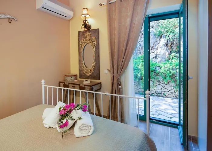 Lilac Lilium Artistsvillas Gaios