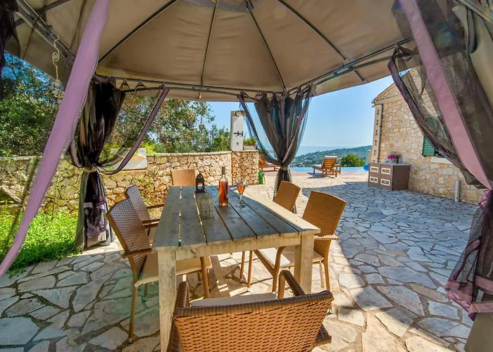 Villa Lilac Lilium Artistsvillas
