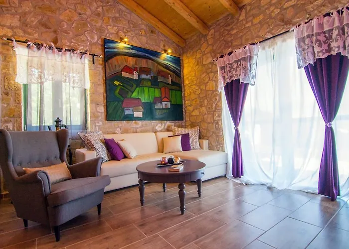 Villa Lilac Lilium Artistsvillas *