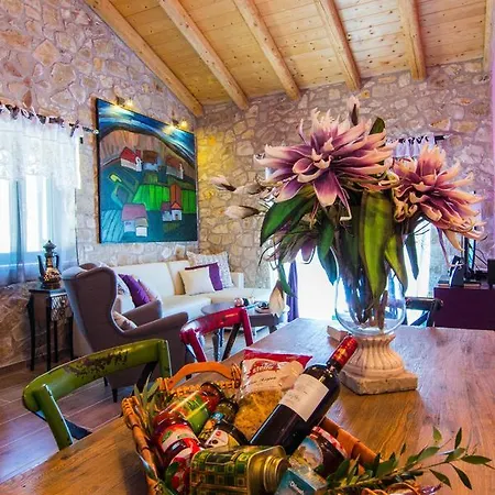 Lilac Lilium Artistsvillas * Gaios