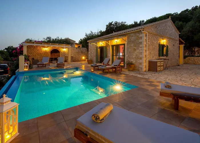 Lilac Lilium Artistsvillas ヴィラ ガイオス